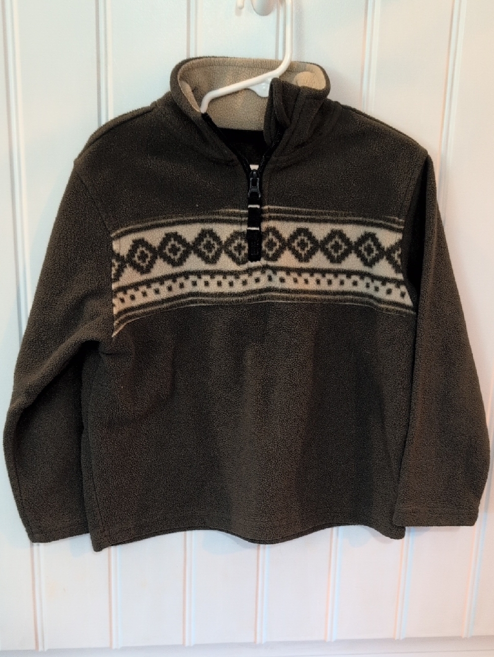 Olive Green Zip-Up Fleece Sweater with Cream Pattern